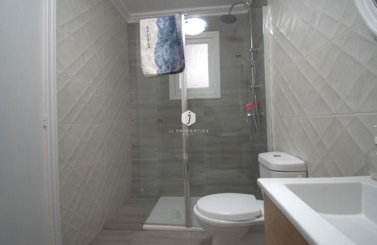 Segunda mano - Apartamento / piso -
Torrevieja - Costa Blanca