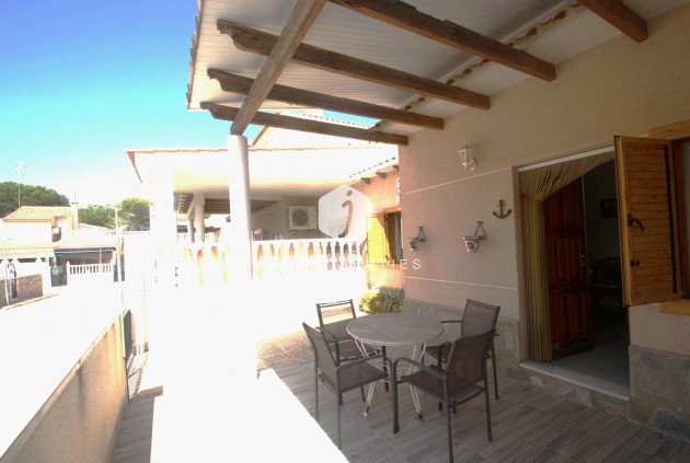 Segunda mano - Chalet -
Torrevieja - Costa Blanca
