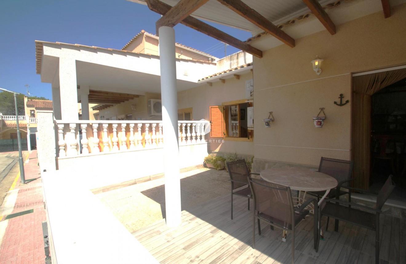 Segunda mano - Chalet -
Torrevieja - Costa Blanca