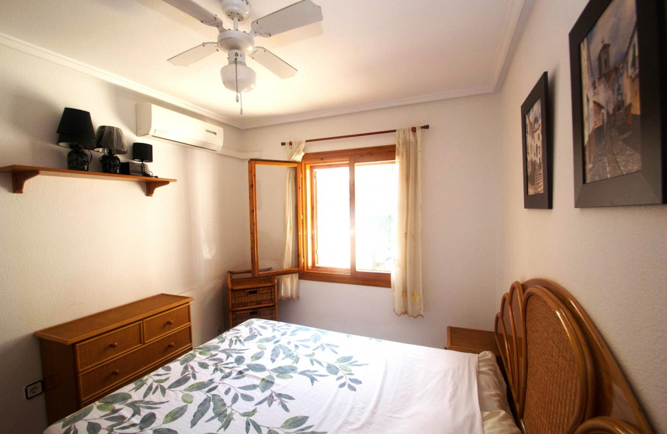 Segunda mano - Chalet -
Torrevieja - Costa Blanca