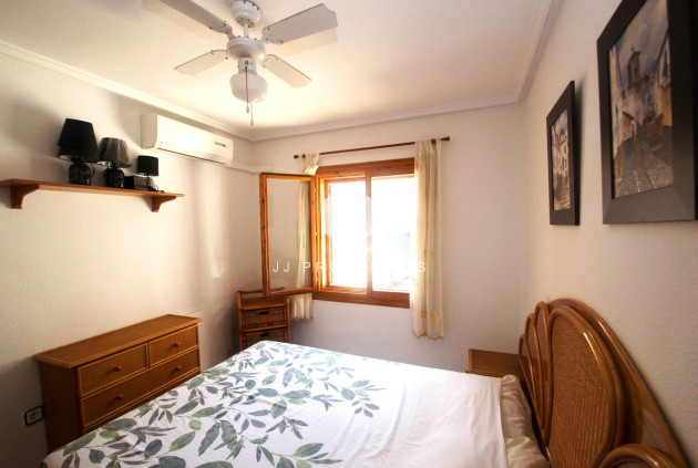 Segunda mano - Chalet -
Torrevieja - Costa Blanca