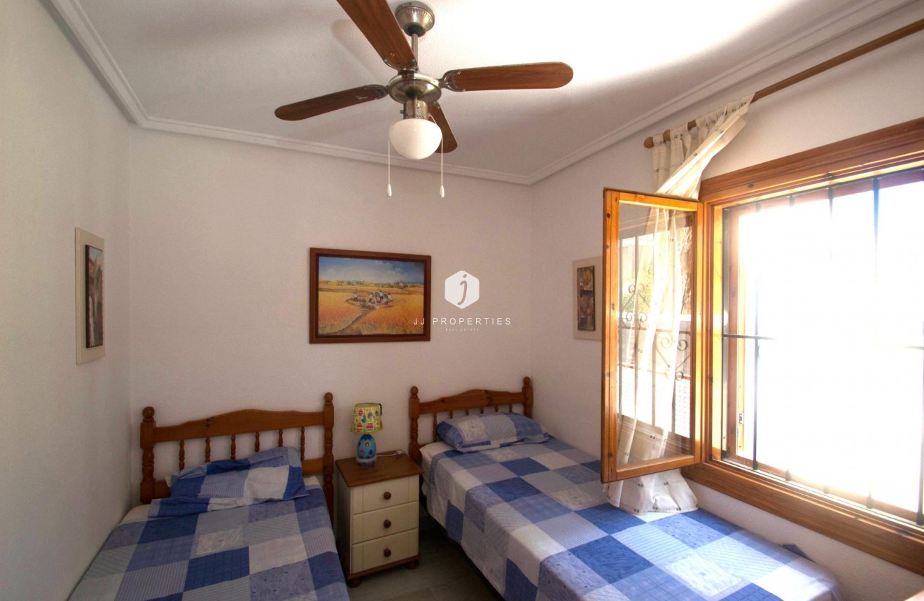 Segunda mano - Chalet -
Torrevieja - Costa Blanca