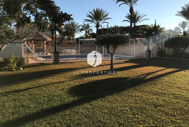 Tweedehands - Villa -
Orihuela Costa - Costa Blanca