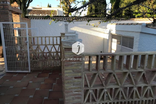 Tweedehands - Villa -
Orihuela Costa - Costa Blanca