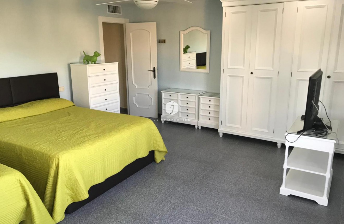 Tweedehands - Villa -
Orihuela Costa - Costa Blanca