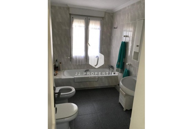 Tweedehands - Villa -
Orihuela Costa - Costa Blanca