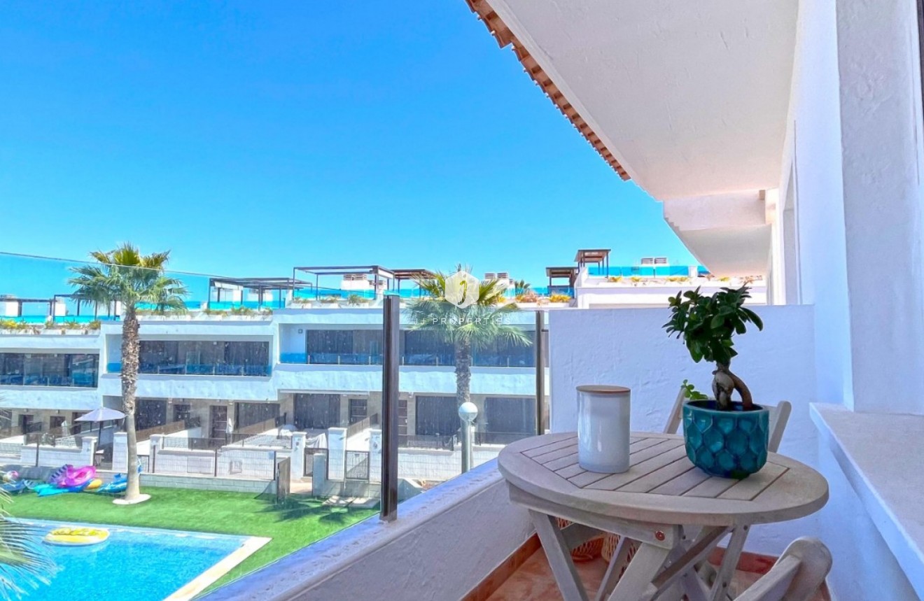 Tweedehands - Chalet -
Torrevieja - Costa Blanca
