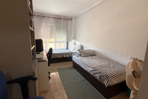 Segunda mano - Apartamento / piso -
Los Montesinos - Costa Blanca