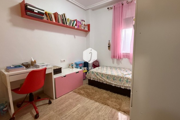 Segunda mano - Apartamento / piso -
Los Montesinos - Costa Blanca