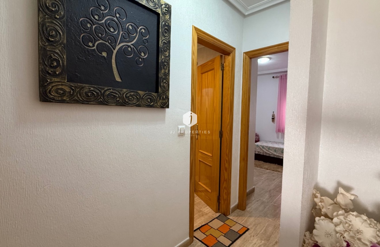 Segunda mano - Apartamento / piso -
Los Montesinos - Costa Blanca