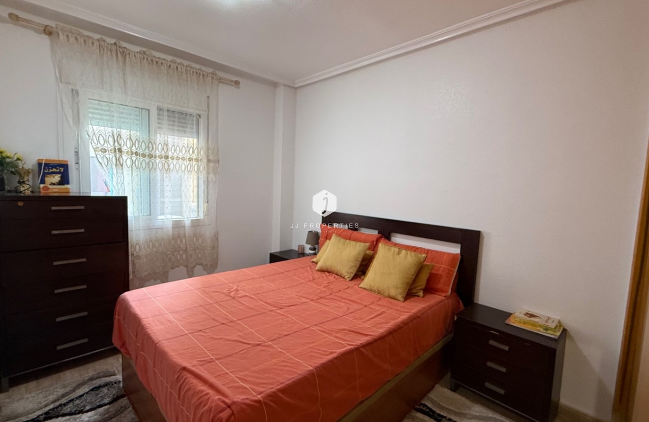 Segunda mano - Apartamento / piso -
Los Montesinos - Costa Blanca