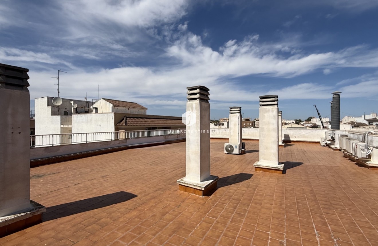 Segunda mano - Apartamento / piso -
Los Montesinos - Costa Blanca