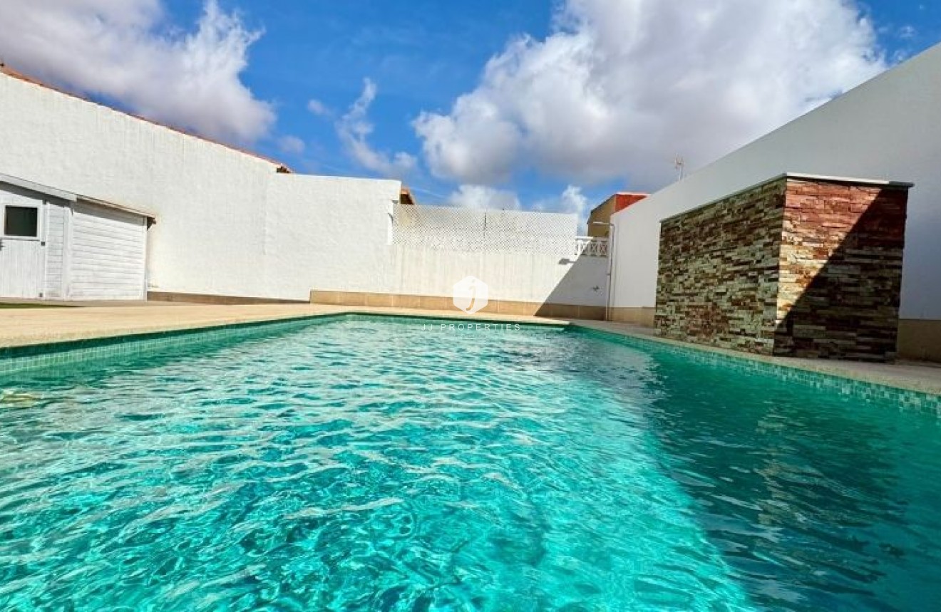 Segunda mano - Villa -
Torrevieja - Costa Blanca