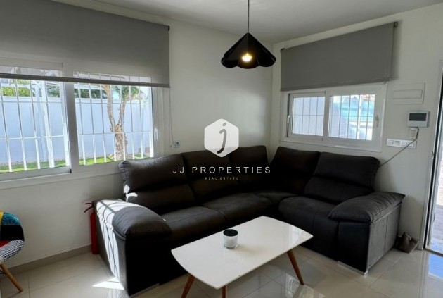 Segunda mano - Villa -
Torrevieja - Costa Blanca