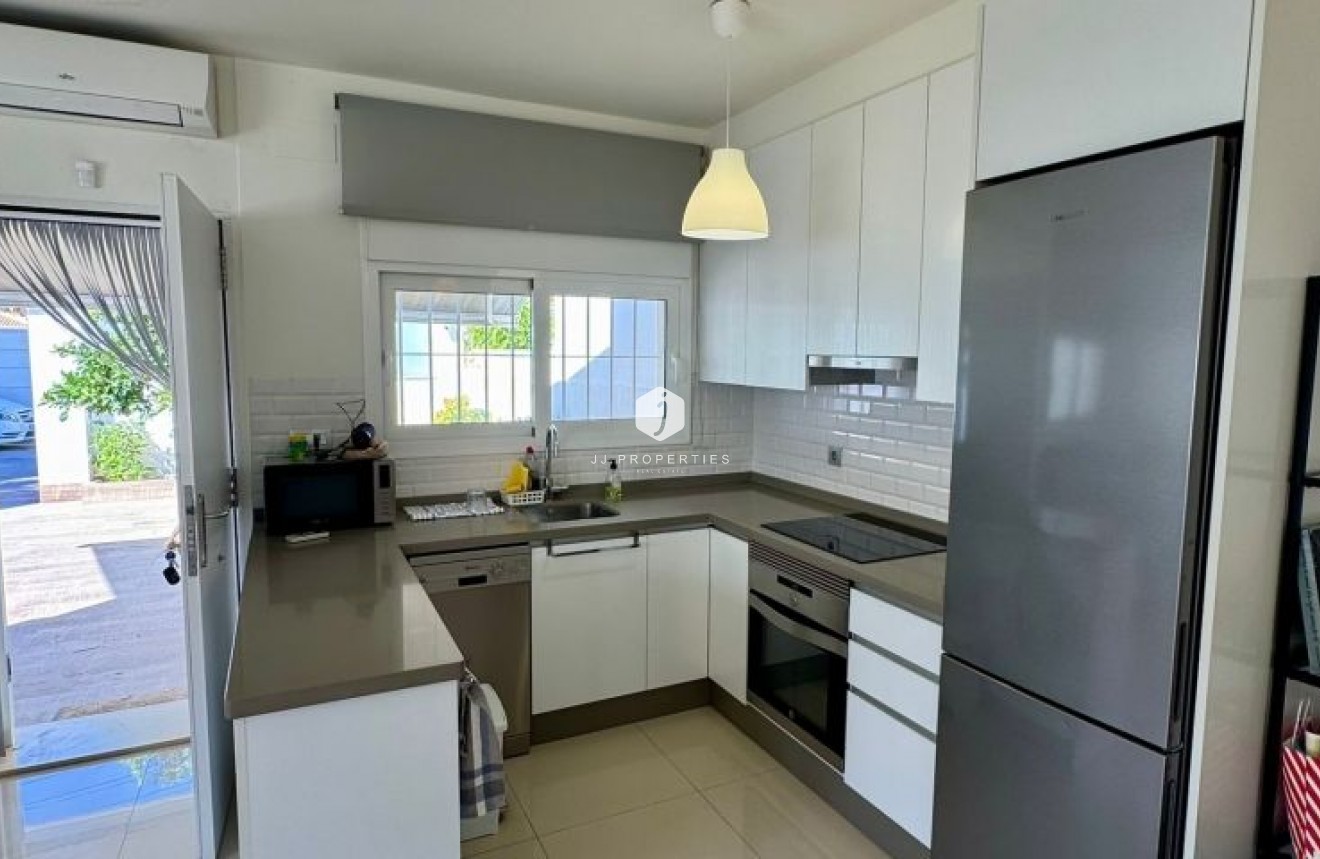 Segunda mano - Villa -
Torrevieja - Costa Blanca