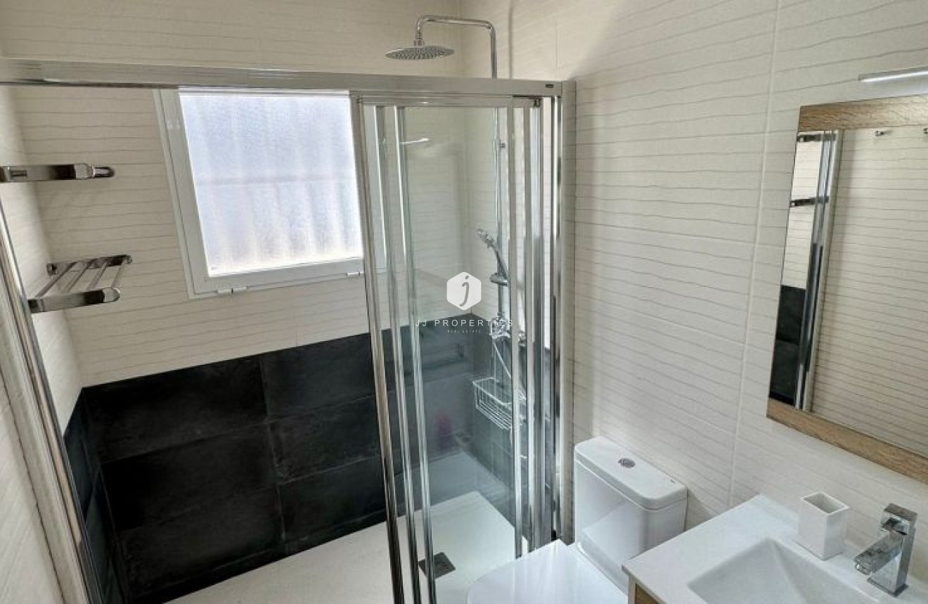 Segunda mano - Villa -
Torrevieja - Costa Blanca