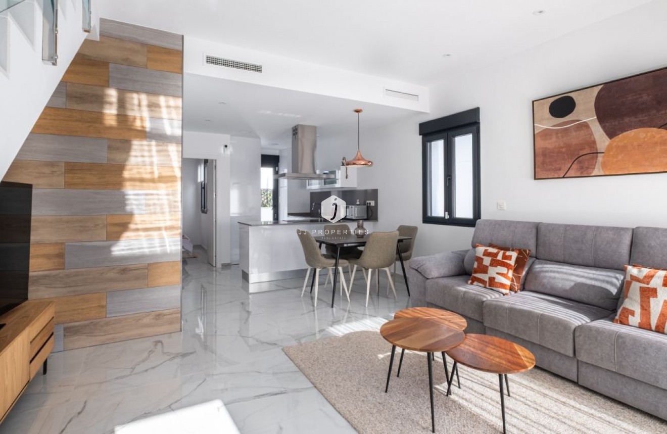 Tweedehands - Villa -
Torrevieja - Costa Blanca