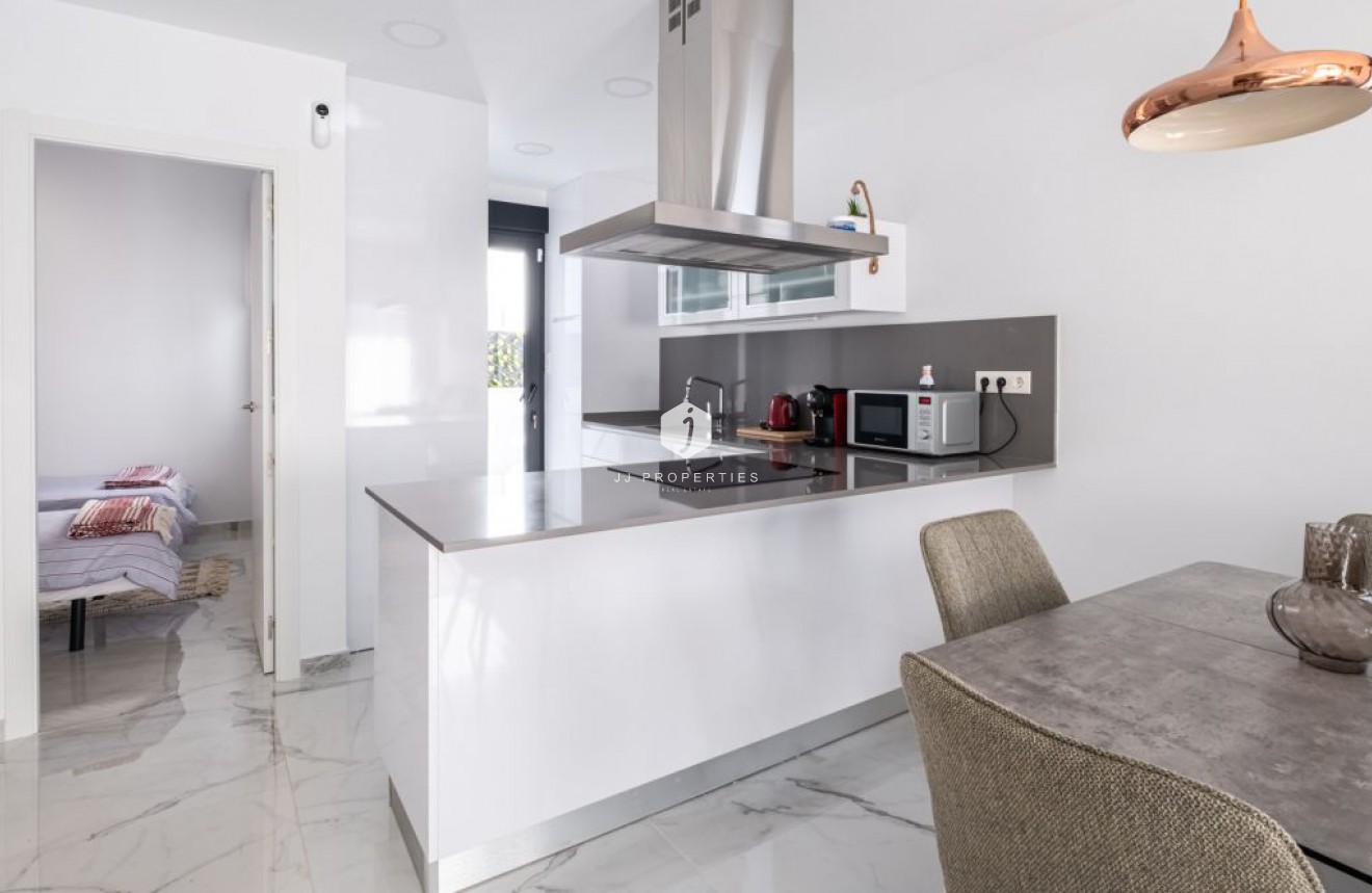 Tweedehands - Villa -
Torrevieja - Costa Blanca