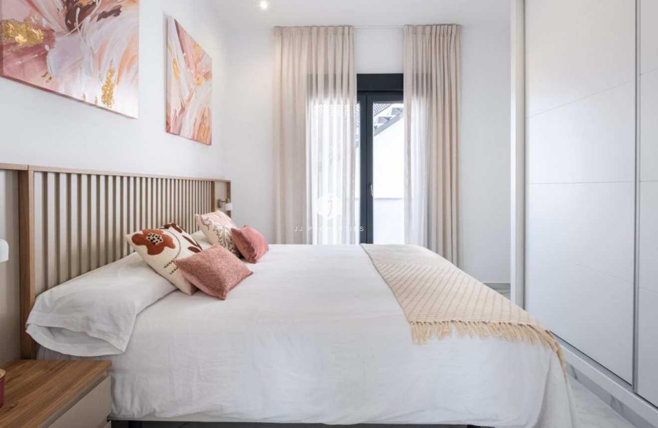 Tweedehands - Villa -
Torrevieja - Costa Blanca