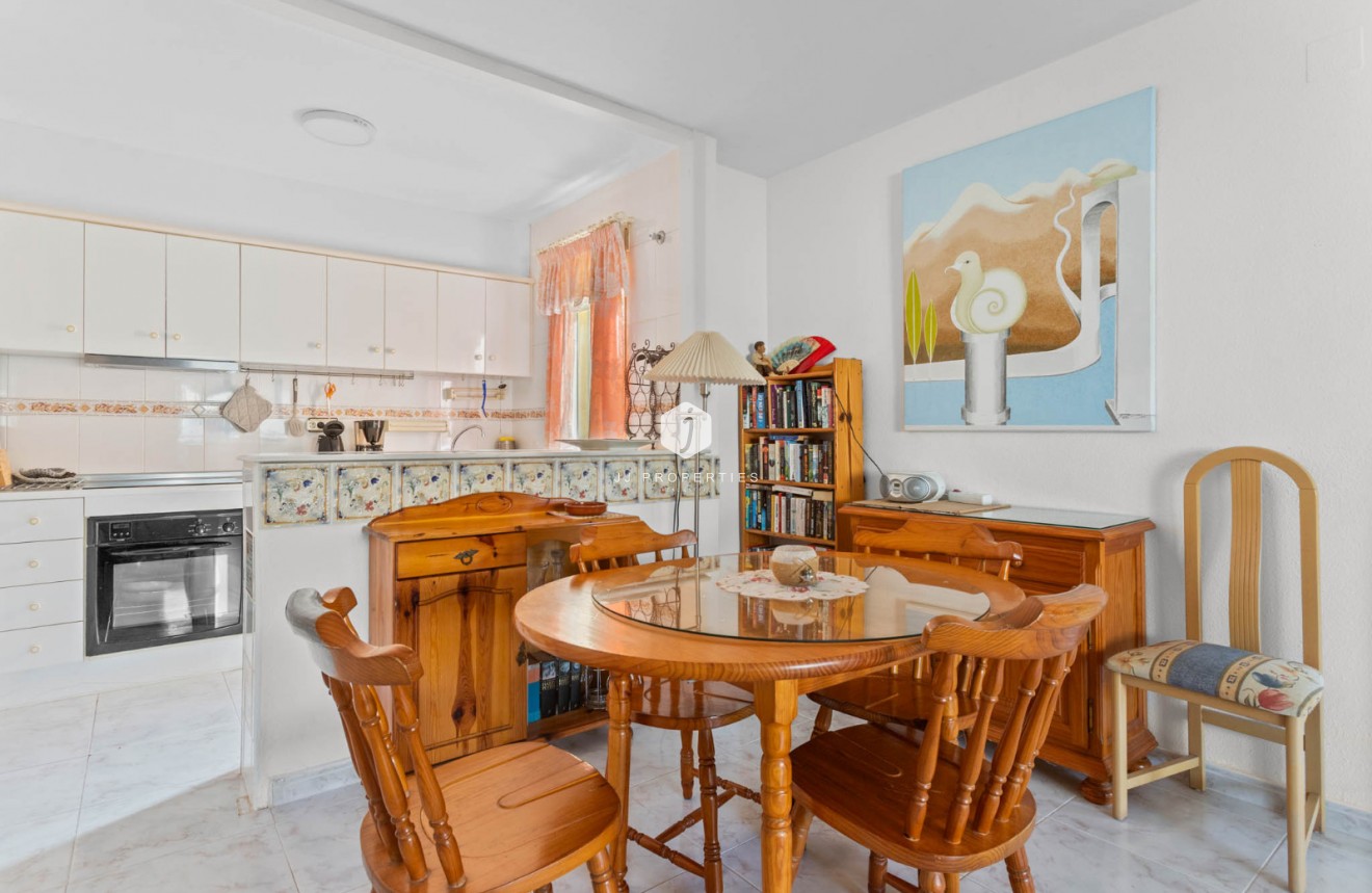 Segunda mano - Bungalow -
Torrevieja - Costa Blanca