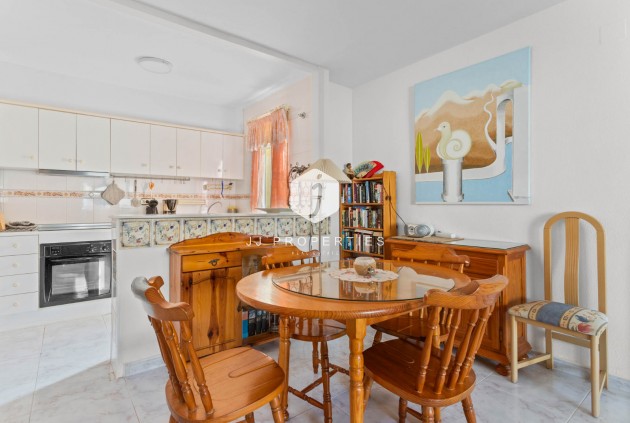 Segunda mano - Bungalow -
Torrevieja - Costa Blanca