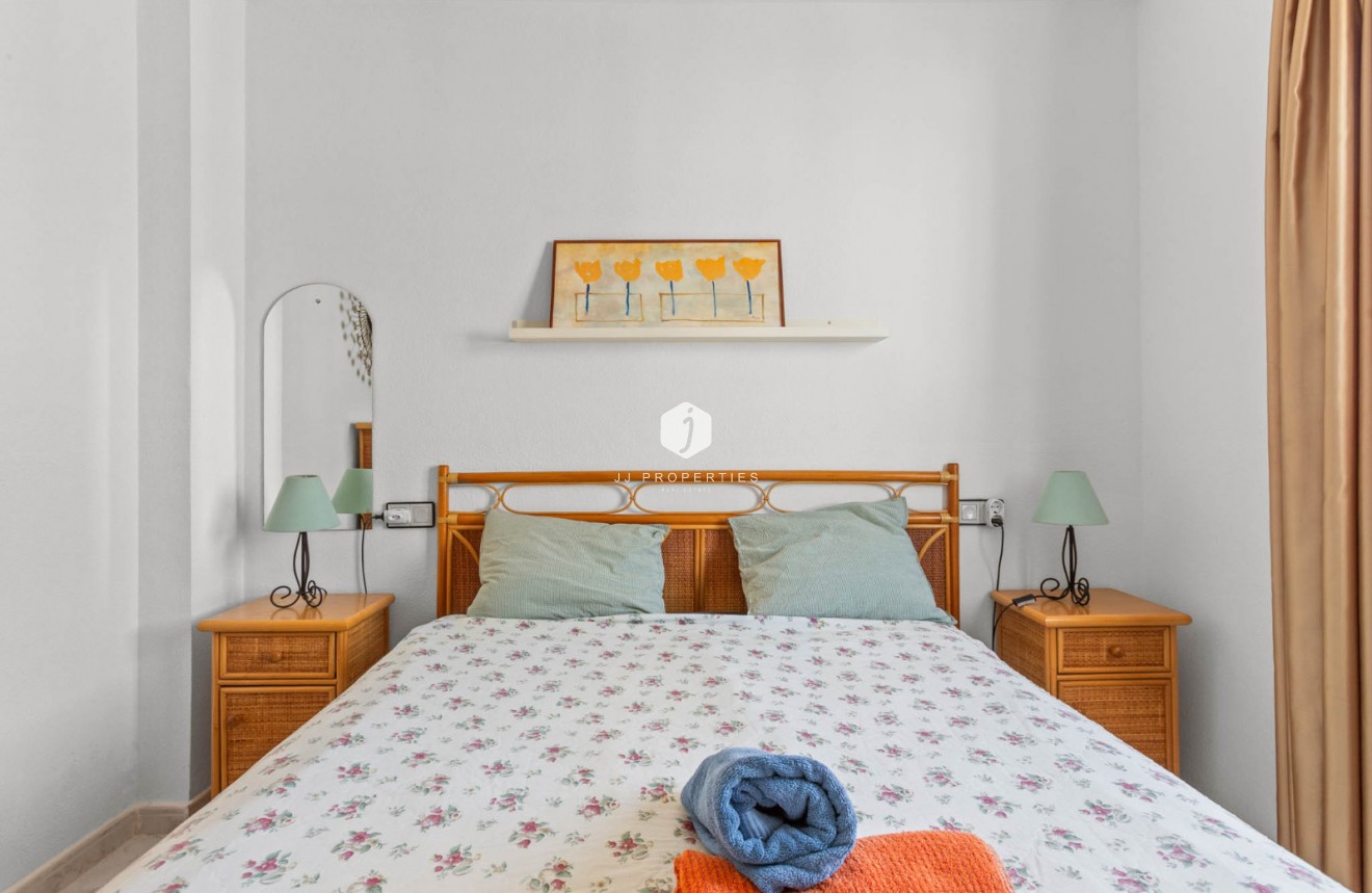 Segunda mano - Bungalow -
Torrevieja - Costa Blanca