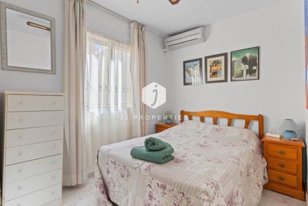 Segunda mano - Bungalow -
Torrevieja - Costa Blanca