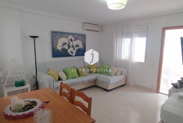 Segunda mano - Bungalow -
Torrevieja - LA VELETA MAR AZUL