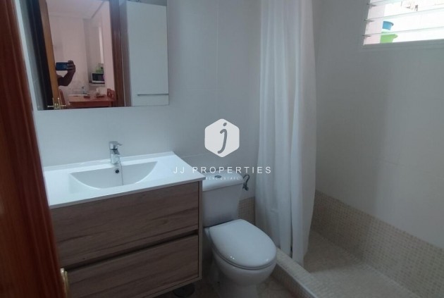 Segunda mano - Bungalow -
Torrevieja - LA VELETA MAR AZUL