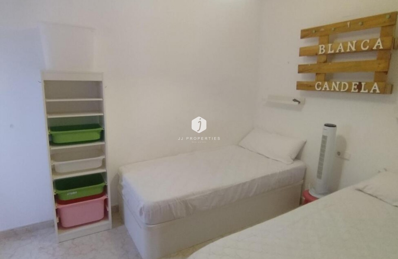 Segunda mano - Bungalow -
Torrevieja - LA VELETA MAR AZUL