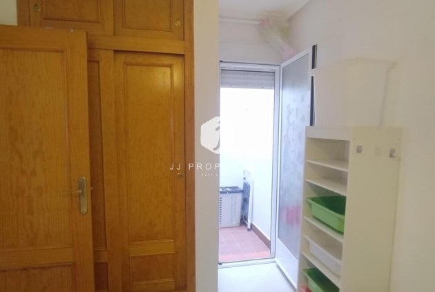 Segunda mano - Bungalow -
Torrevieja - LA VELETA MAR AZUL