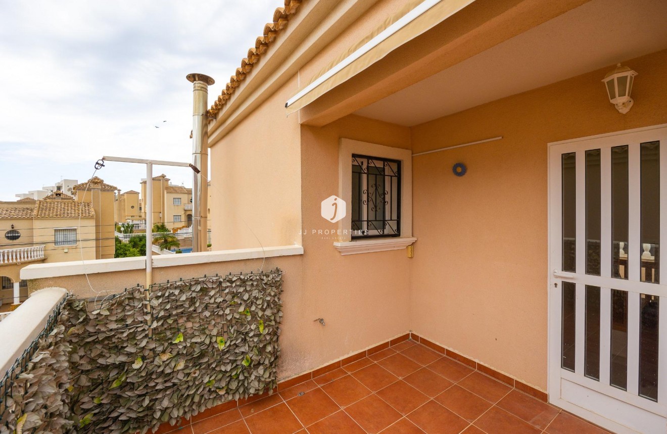 Segunda mano - Villa -
Orihuela Costa - Villamartín-las Filipinas