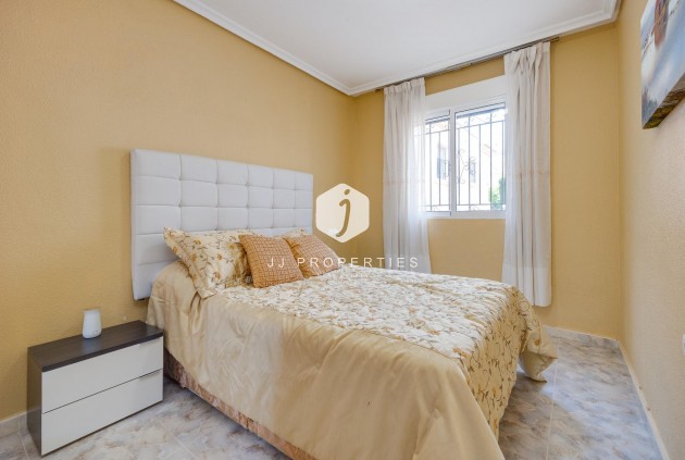 Segunda mano - Villa -
Orihuela Costa - Villamartín-las Filipinas