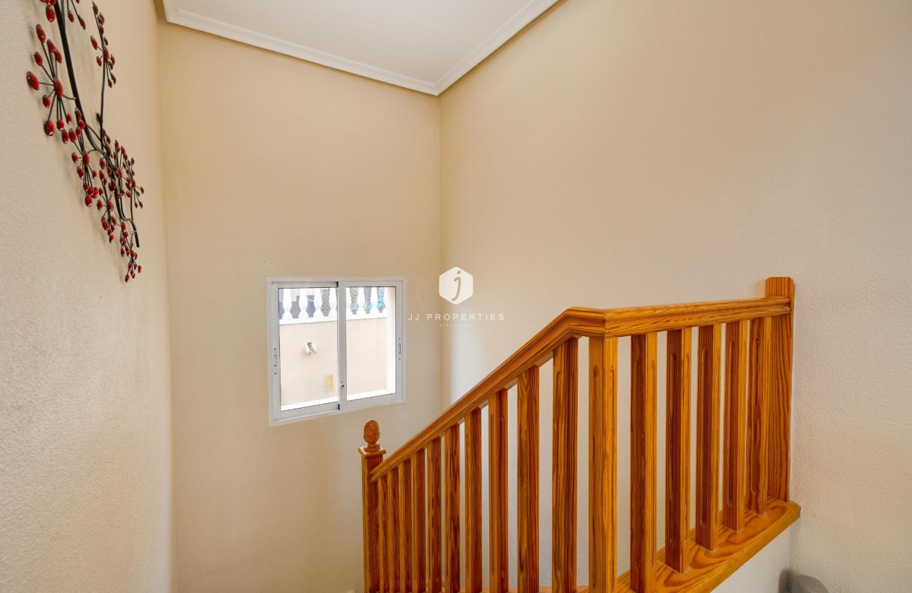 Segunda mano - Villa -
Orihuela Costa - Villamartín-las Filipinas