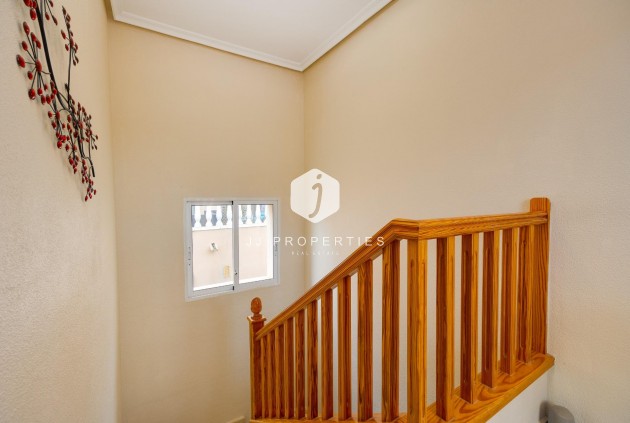 Segunda mano - Villa -
Orihuela Costa - Villamartín-las Filipinas