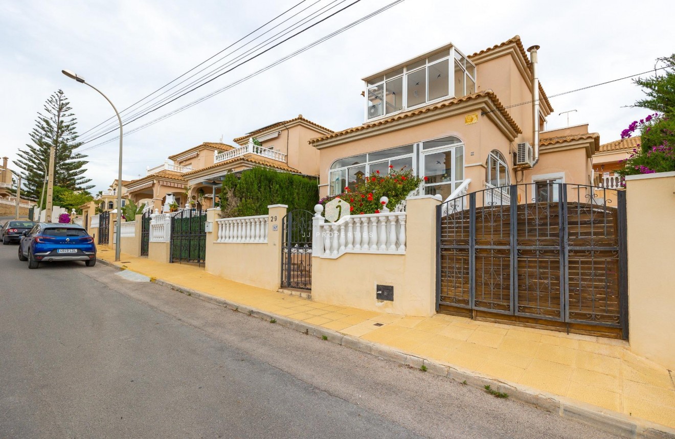 Segunda mano - Villa -
Orihuela Costa - Villamartín-las Filipinas