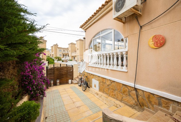 Segunda mano - Villa -
Orihuela Costa - Villamartín-las Filipinas