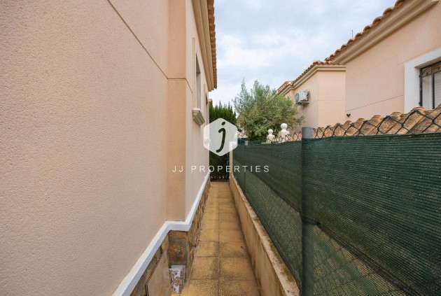 Segunda mano - Villa -
Orihuela Costa - Villamartín-las Filipinas