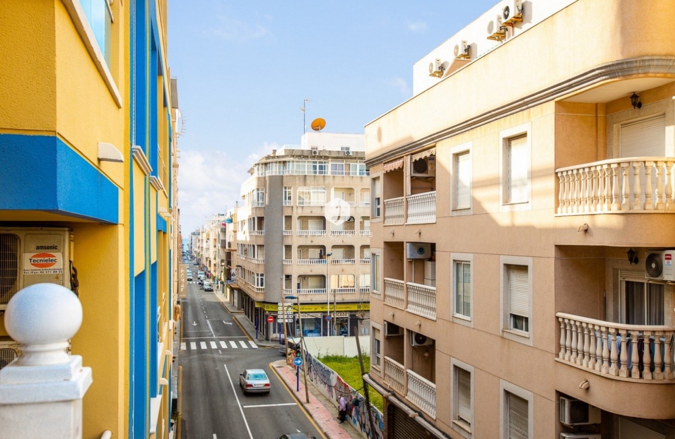 D'occasion - Appartement -
Torrevieja - Costa Blanca