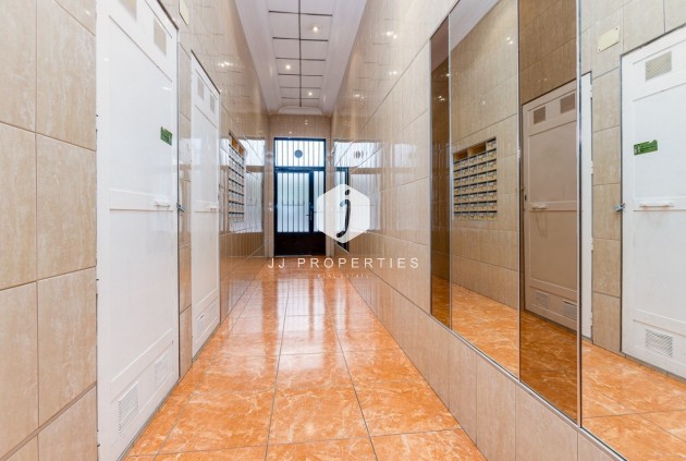 D'occasion - Appartement -
Torrevieja - Costa Blanca