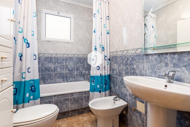 D'occasion - Appartement -
Torrevieja - Costa Blanca