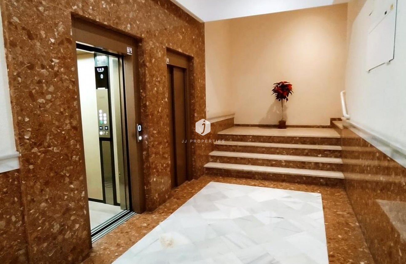 D'occasion - Appartement -
Torrevieja