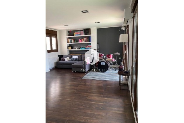 Segunda mano - Villa -
Torrevieja - Centro - Muelle Pesquero