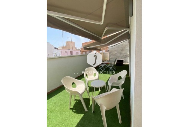 Segunda mano - Villa -
Torrevieja - Centro - Muelle Pesquero