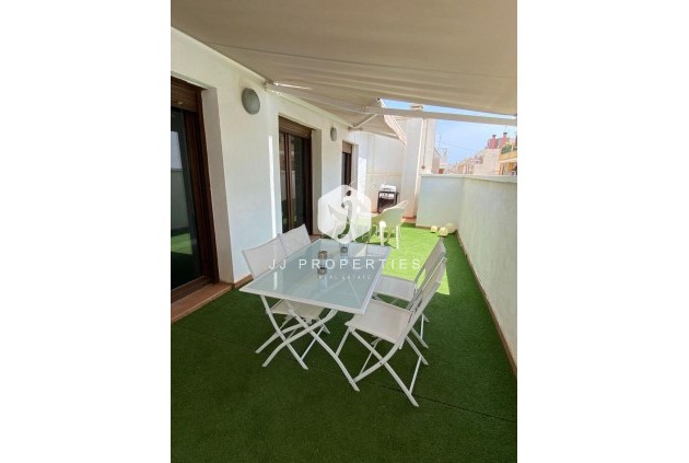 Segunda mano - Villa -
Torrevieja - Centro - Muelle Pesquero