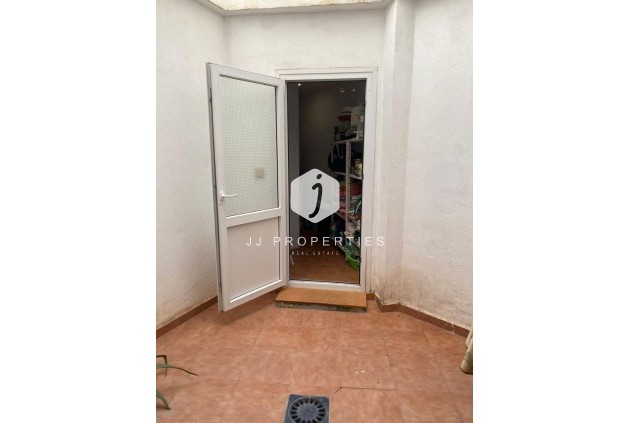 Segunda mano - Villa -
Torrevieja - Centro - Muelle Pesquero