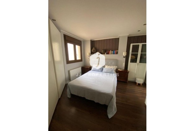 Segunda mano - Villa -
Torrevieja - Centro - Muelle Pesquero