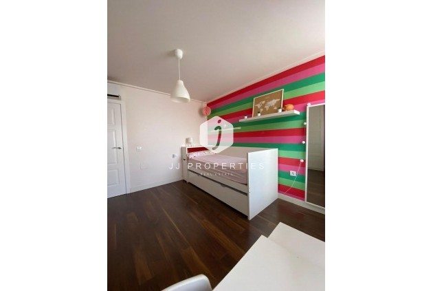 Segunda mano - Villa -
Torrevieja - Centro - Muelle Pesquero