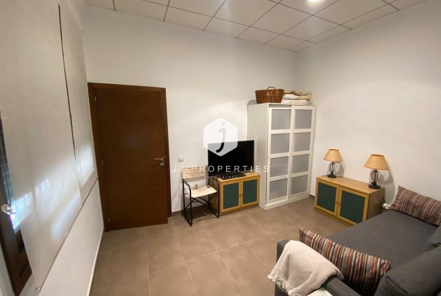 Segunda mano - Villa -
Torrevieja - Centro - Muelle Pesquero