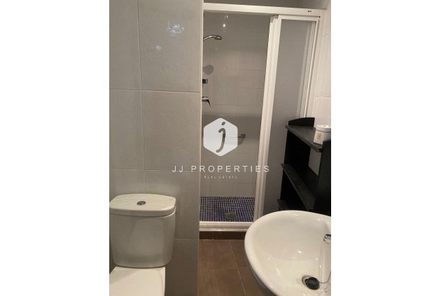 Segunda mano - Villa -
Torrevieja - Centro - Muelle Pesquero